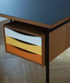 Nyhavn Skrivebord u. Skuffekassette af Finn Juhl