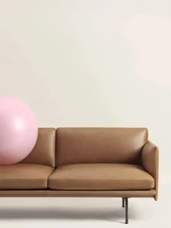 Outline 2 pers. sofa fra Muuto