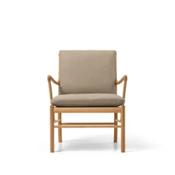 OW149 Colonial lænestol, eg olie, Terra-læder af Ole Wanscher