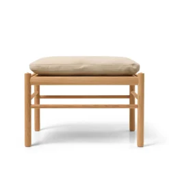 OW149F Fodskammel til Colonial lænestol, eg olie, Terra-læder af Ole Wanscher