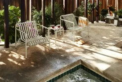 Palissade Lounge Chair Low, sky grey fra Hay