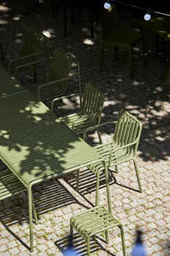 Palissade Stool, antracit fra Hay