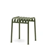 Palissade Stool, olive fra Hay