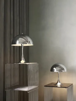 Panthella 250 bordlampe, pale blue af Verner Panton