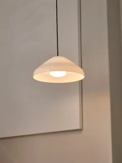 Pao Glass Pendant fra Hay