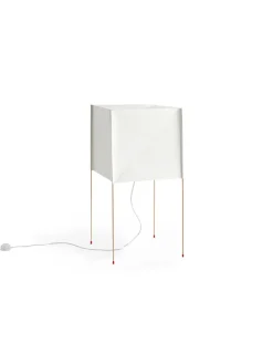 Paper Cube floor lamp fra Hay