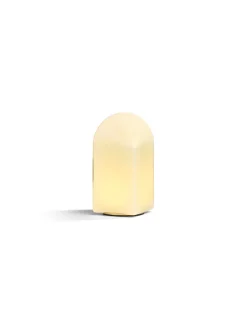 Parade table lamp 320 fra Hay