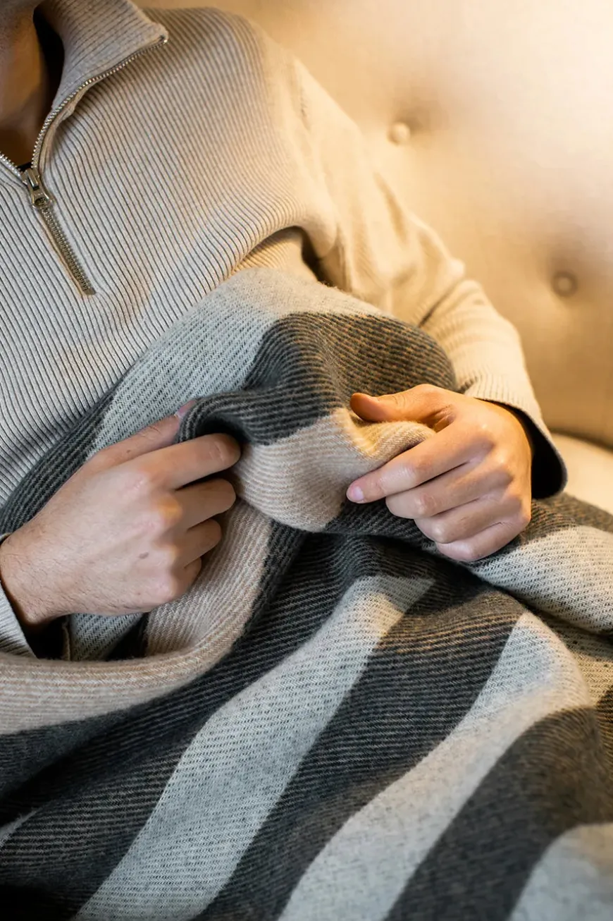 Patch Plaid, white/deer/onyx fra raawii