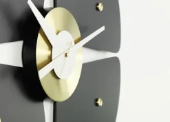 Petal Clock fra Vitra