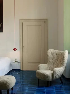 Petra VB3 Chair, vidar 554/walnut fra &Tradition