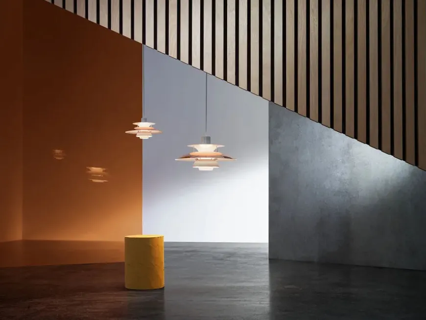 PH 5 Mini Pendant, Monochrome Burgundy af Poul Henningsen