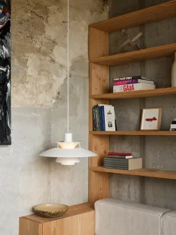 PH 5 Pendant, Monochrome Dusty Indigo af Poul Henningsen