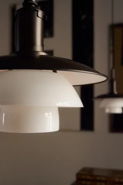 PH 3/3 Pendel, Aged Brass fra Louis Poulsen