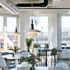 PH 3½-3 Pendel, rød af Poul Henningsen