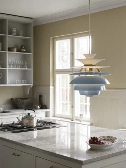 PH Snowball, dusty blue/chrome af Poul Henningsen