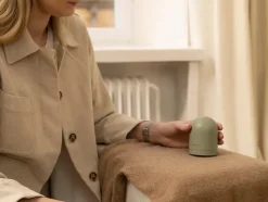 Pilo No.2 Fabric Shaver, Charcoal fra Steamery Stockholm