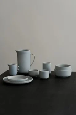 Pisu 03 Cup, sky blue fra Louise Roe