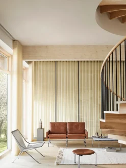 PK31/2 2 pers. Sofa af Poul Kjærholm