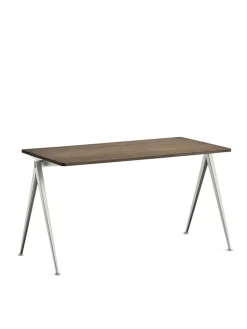 Pyramid 01 Bord fra Hay