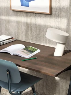 Pyramid 01 Bord fra Hay