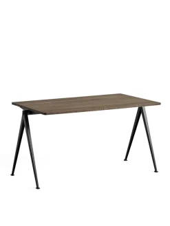 Pyramid 01 Bord fra Hay