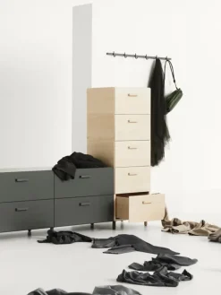 Relief Kommode, høj fra String