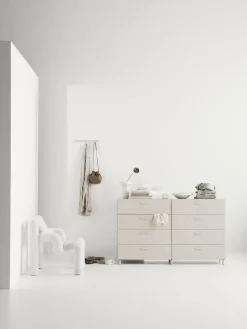 Relief Kommode, lav fra String