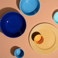 Rhombe skål, mørk blå Ø22 cm fra Lyngby Porcelæn