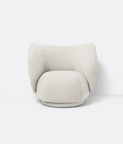 Rico Lounge Chair, bouclé i sand fra Ferm Living