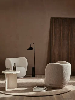 Rico Lounge Chair, bouclé i sand fra Ferm Living