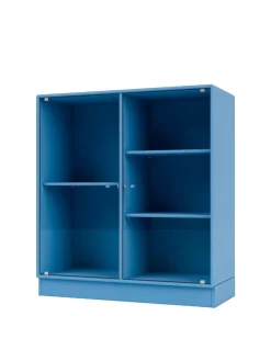 Ripple II Vitrineskab, inkl. sokkel fra Montana