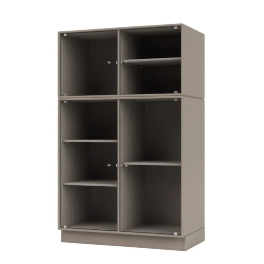 Ripple III Vitrineskab, inkl. sokkel fra Montana