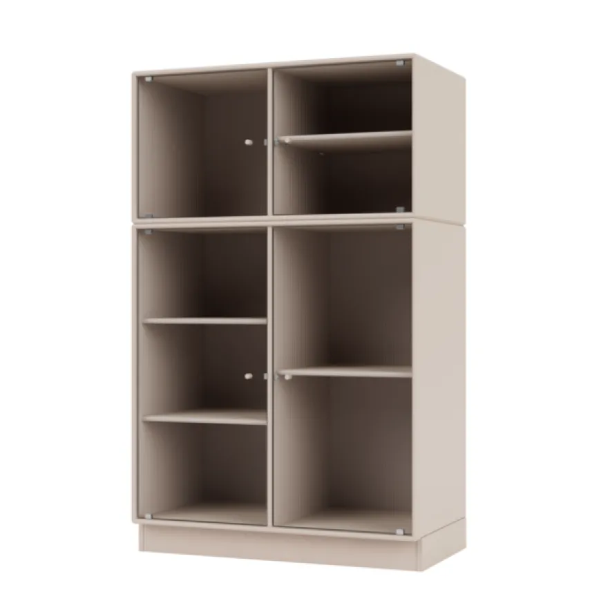 Ripple III Vitrineskab, inkl. sokkel fra Montana