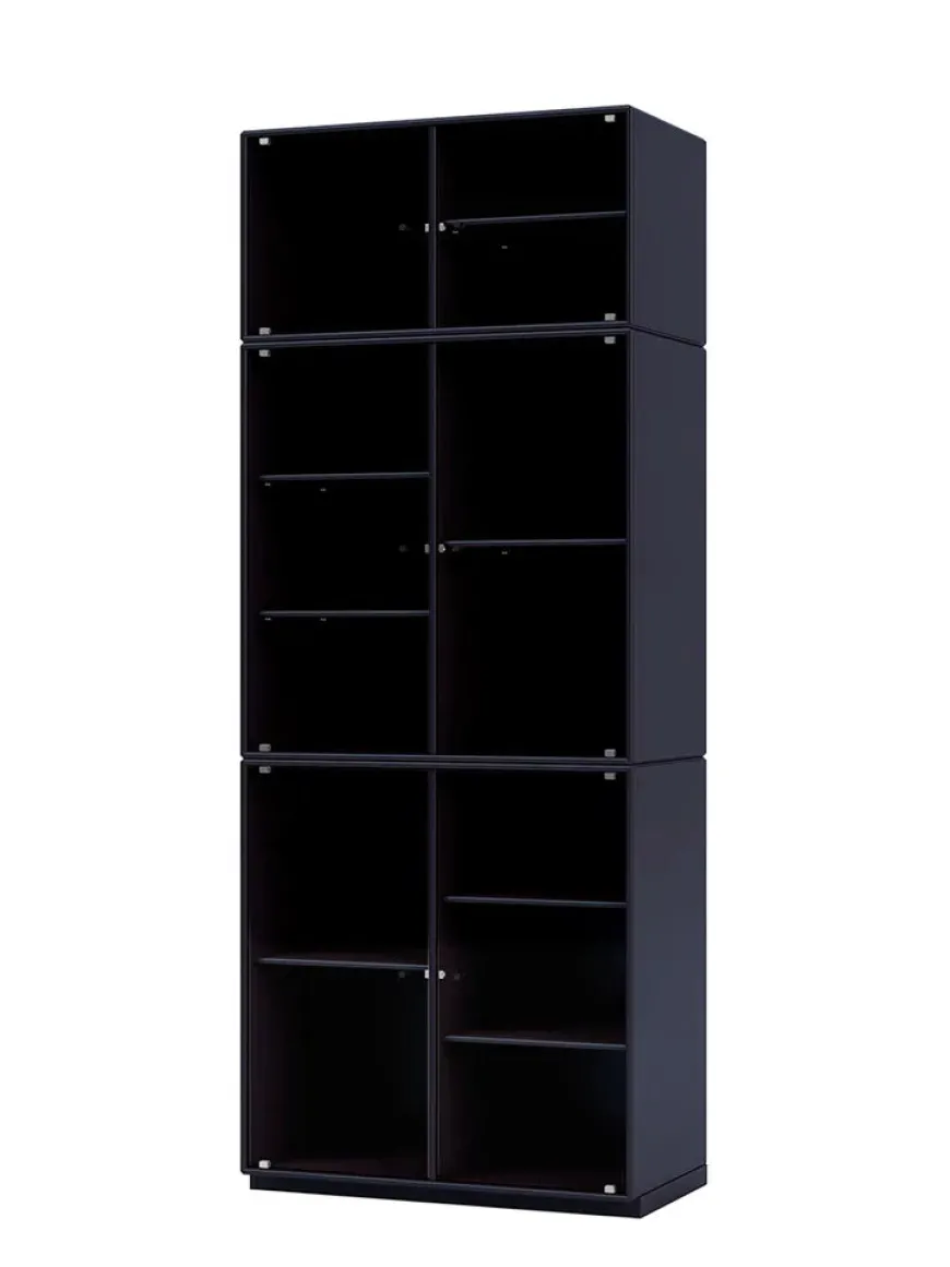 Ripple IV Vitrineskab, inkl. sokkel fra Montana