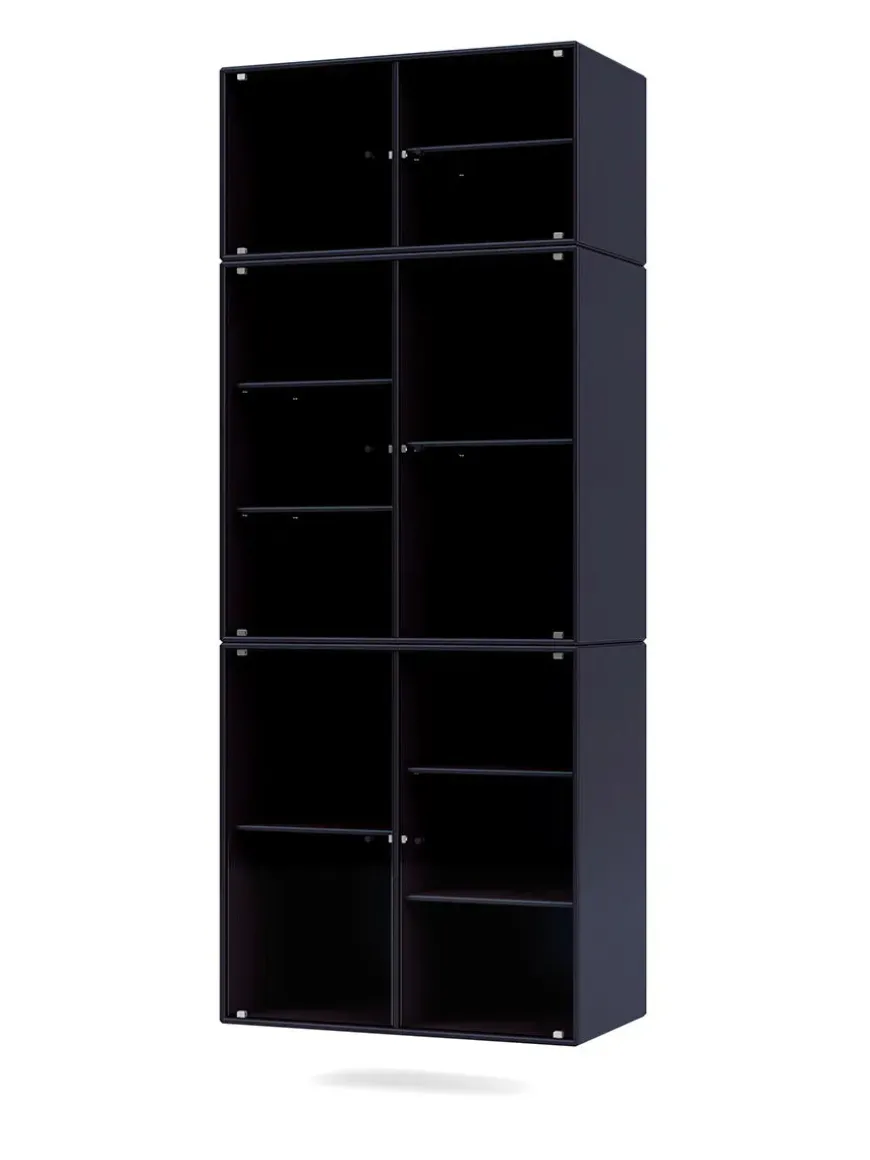 Ripple IV Vitrineskab, inkl. sokkel fra Montana