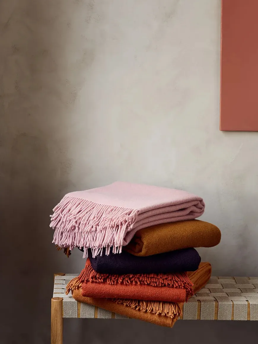 Season Plaid, latte beige fra Silkeborg Uldspinderi