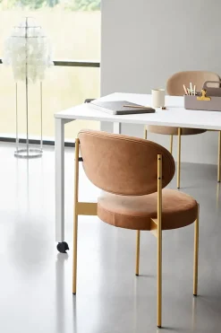 Serie 430 spisestol, messing af Verner Panton