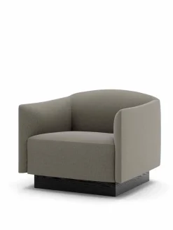 Shore Lounge Chair Plinth, umber fra New Works