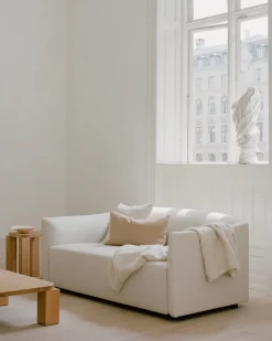 Shore Sofa 2 Seater Extended Base, taupe fra New Works