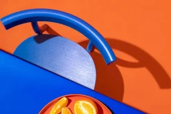 Skinny wooden chair, ash/blue fra Nine