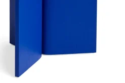 Slit borde i træ fra Hay