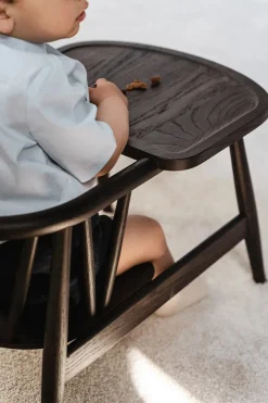 Smilla Toddler Stol, sortlakeret eg fra Oaklings