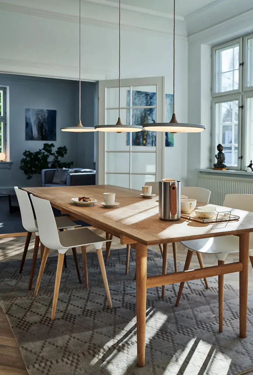 Soleil pendel small, røget eg, papir skærm fra Le Klint