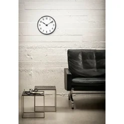 Station vægur af Arne Jacobsen (Ø: 16)