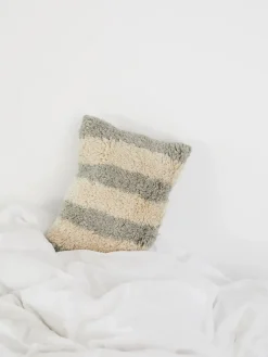 Stripe Nepal pude fra Aiayu