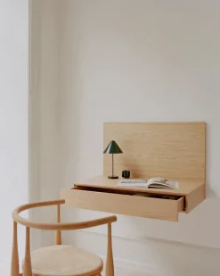 Tana Wall Mounted Desk, walnut fra New Works