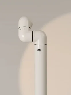 Tatu Alta Gulvlampe, white grey fra Santa and Cole