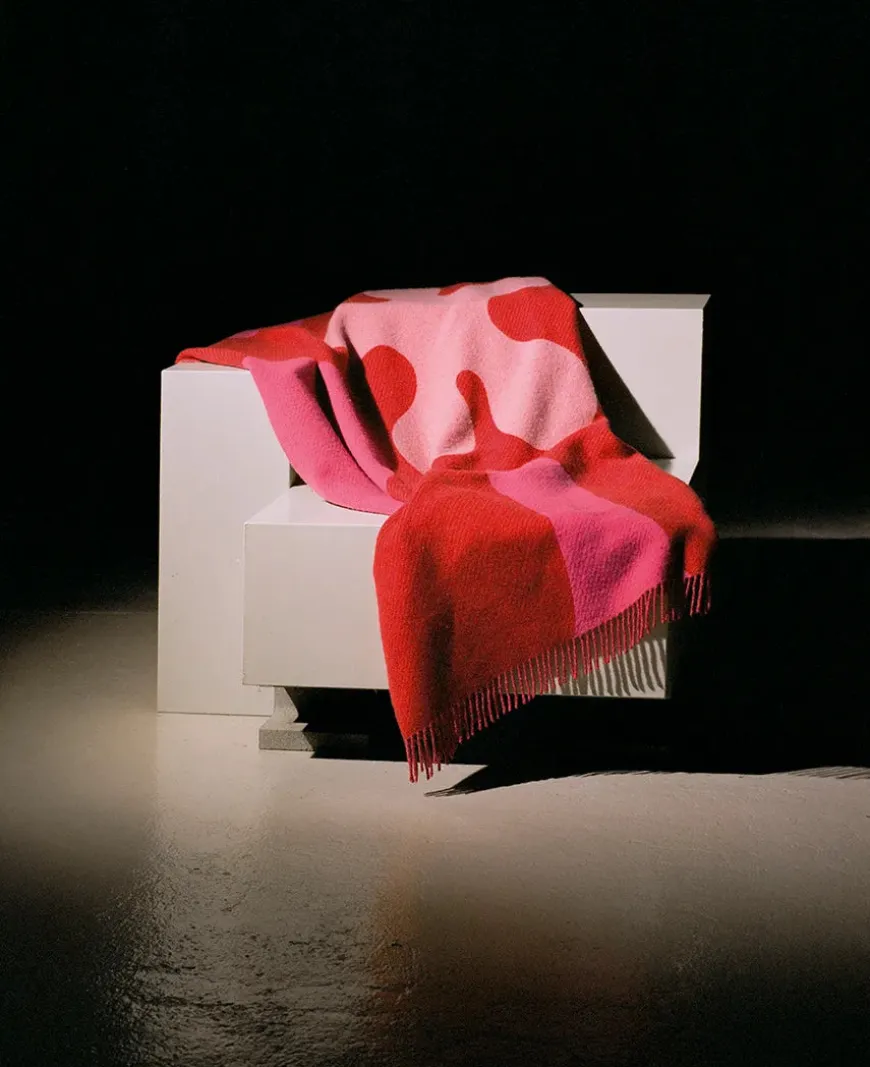 Teenagers from Mars Plaid, red/pink/white fra raawii