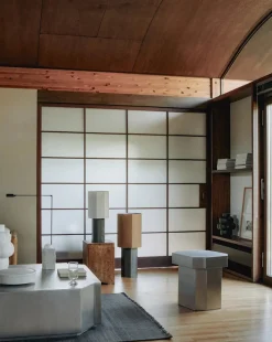 The Eight Over Eight Lamp Large, white marble fra Louise Roe