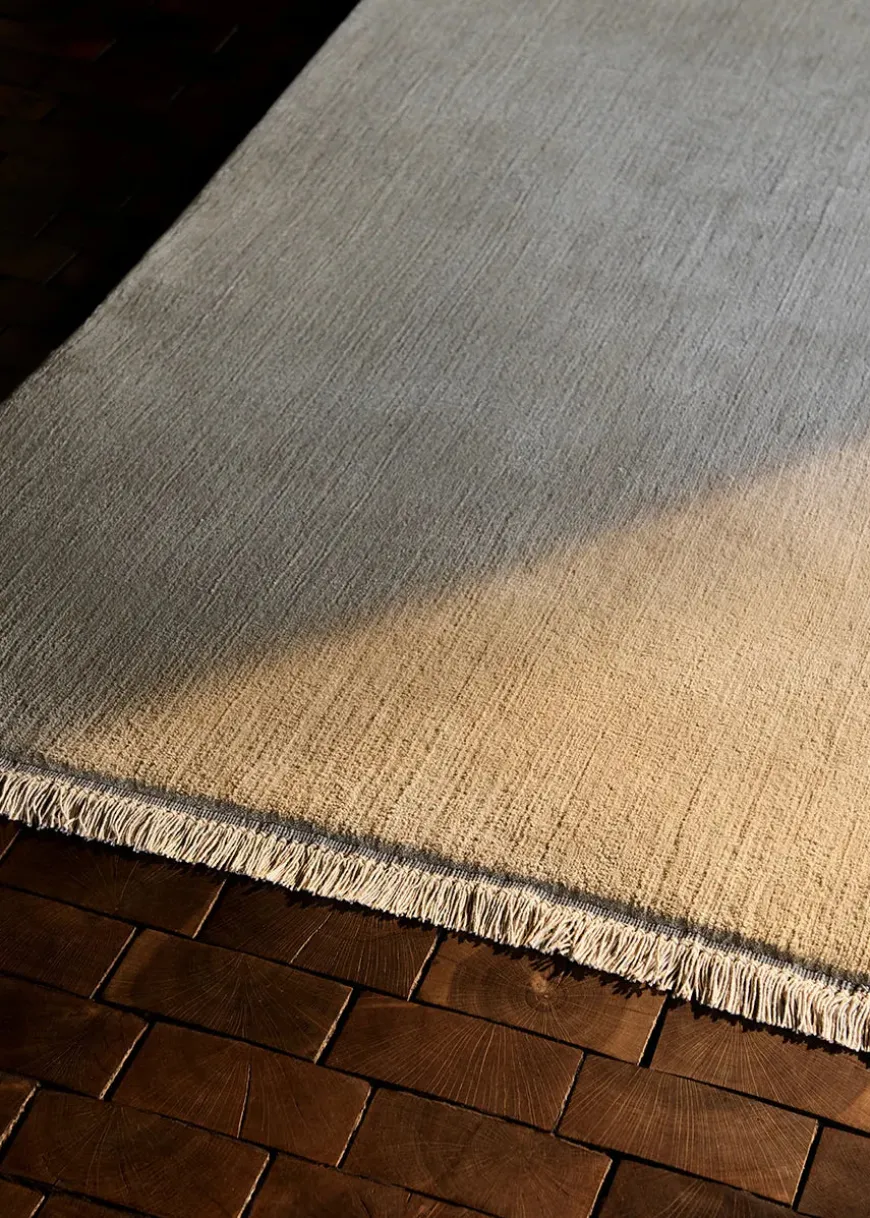 The Moor Rug AP7 200x300 fra &Tradition